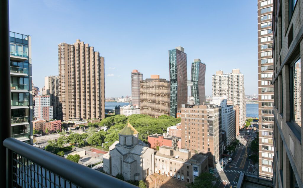 222 e34st 2106 13 of 35